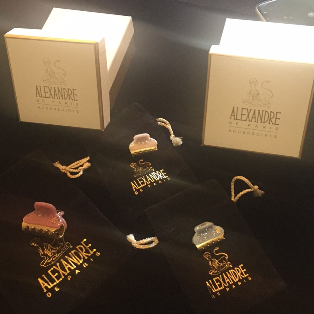 Alexandre de Paris hair clips